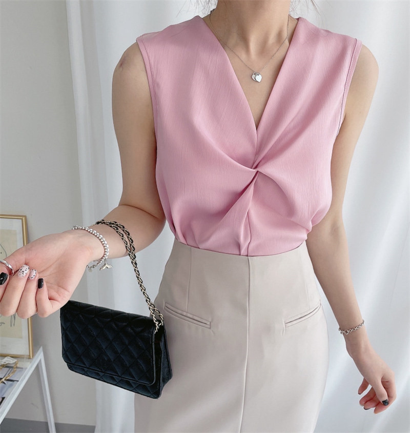 https://fulmo-img-server.com/pinkyfashion/7c834eb1-d111-4f75-95f9-ea9ef125f69e.jpg