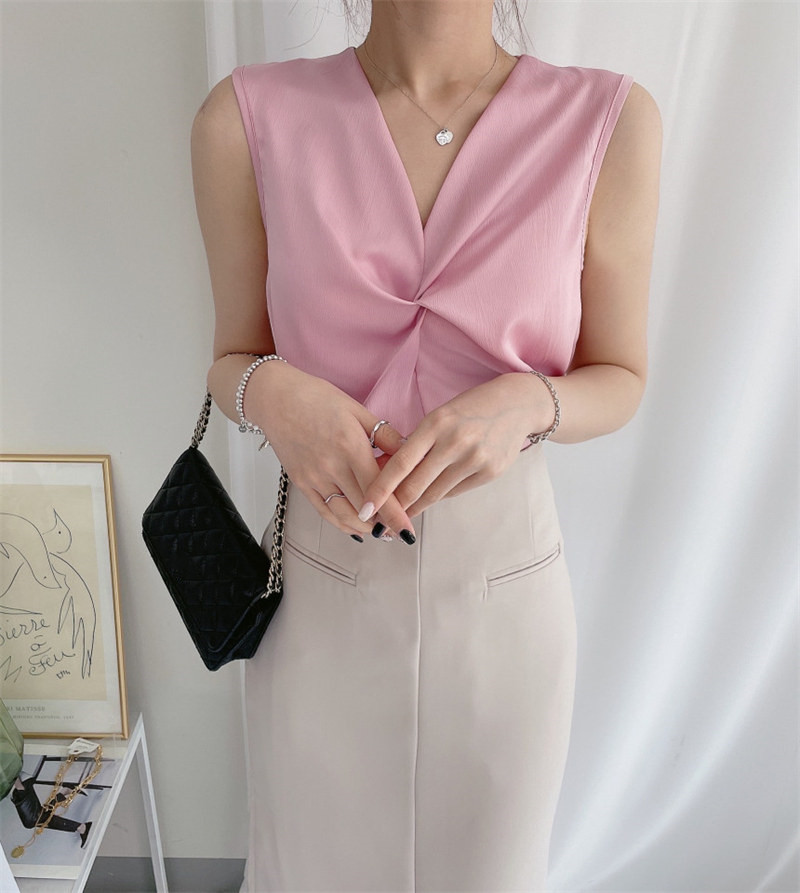 https://fulmo-img-server.com/pinkyfashion/81363173-ee01-4d46-8734-3d57e726b655.jpg