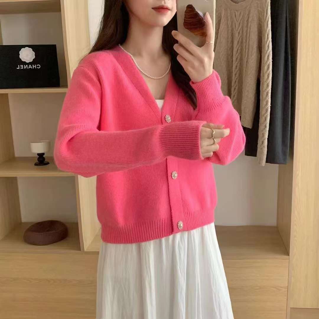 https://fulmo-img-server.com/pinkyfashion/84d8e30bb1f047cc87426f6ca276fc4e.jepg