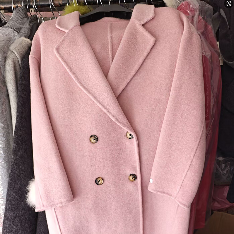 https://fulmo-img-server.com/pinkyfashion/b326b283-3fe1-4318-860f-b26fc2541c22.jpg