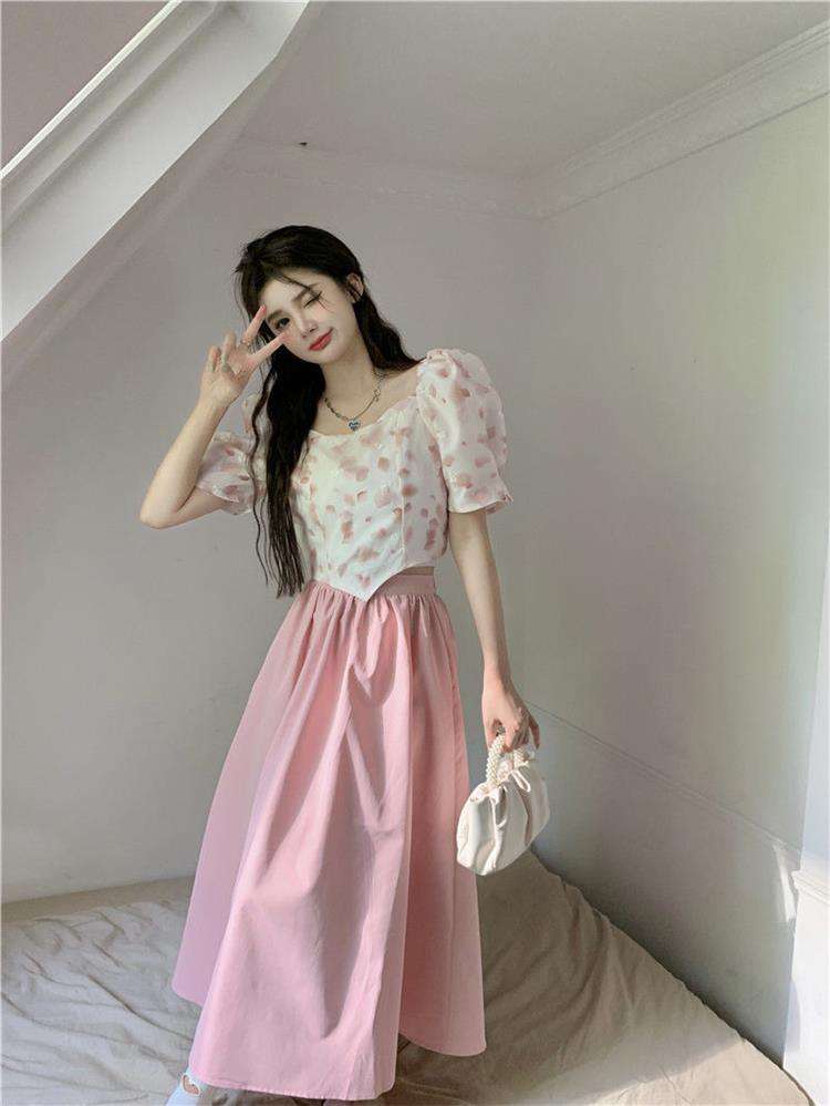 https://fulmo-img-server.com/pinkyfashion/b41e9ea5dbe549eaac28817b30dc9b55.jpg