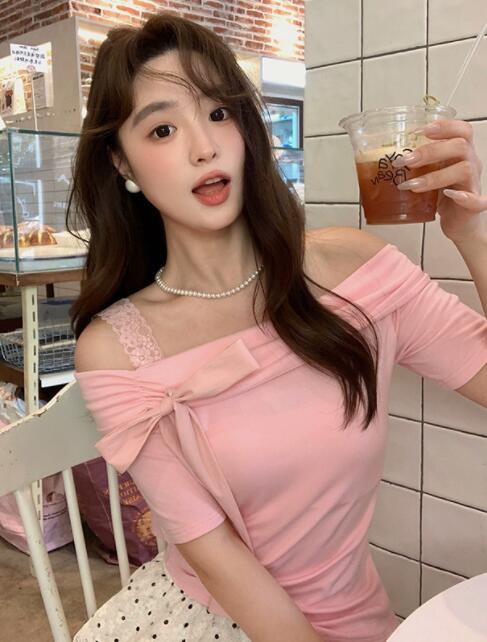 https://fulmo-img-server.com/pinkyfashion/b8e76728-9d2d-481f-8946-1a93b7d8b02b.jpg