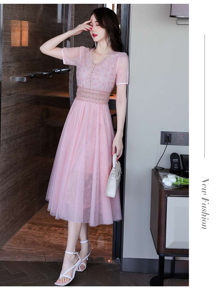 https://fulmo-img-server.com/pinkyfashion/b946e4d5e6a9496cacc24fbc7d0bdd9d.jepg