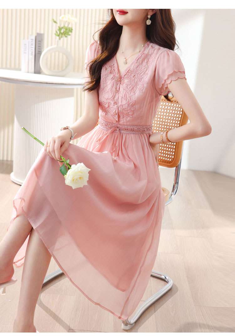 https://fulmo-img-server.com/pinkyfashion/b9a1d9a8e1e24d5f992b7da33c708f6d.jepg