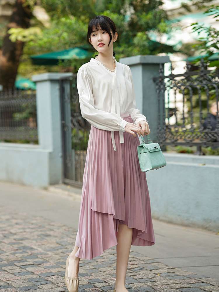 https://fulmo-img-server.com/pinkyfashion/bb44f5c7bcbe4c058da4ef784bd7e10a.jpg