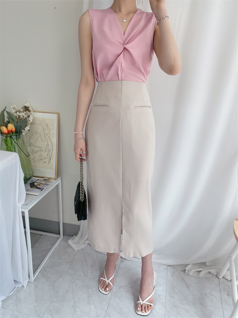 https://fulmo-img-server.com/pinkyfashion/bee616bc-cfb7-4018-b166-ec965357c480.jpg