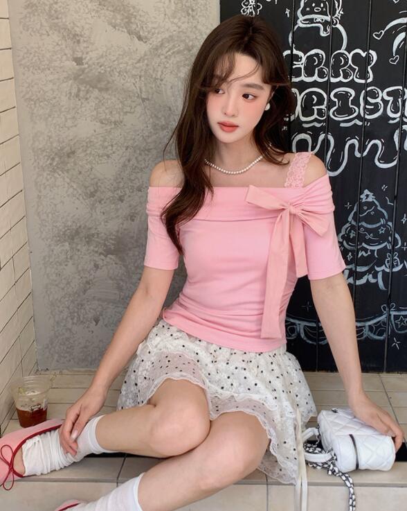 https://fulmo-img-server.com/pinkyfashion/c5dd3152-6ecd-4092-9a5f-64c640bd2842.jpg
