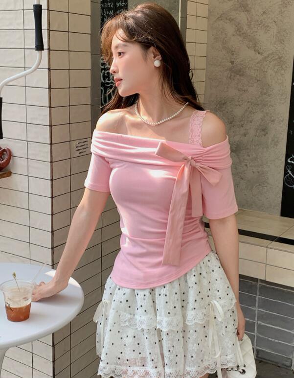 https://fulmo-img-server.com/pinkyfashion/d3dc32f8-56ac-4fd8-a302-3116ce7b3bdc.jpg