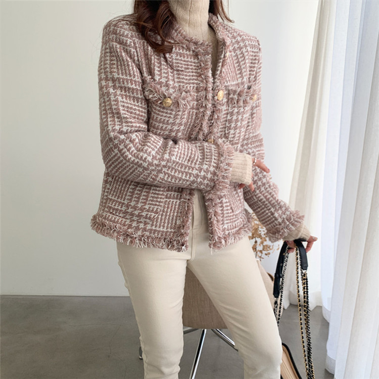 ピンクコーデ ツイード風ショート丈ジャケット上品ピンク