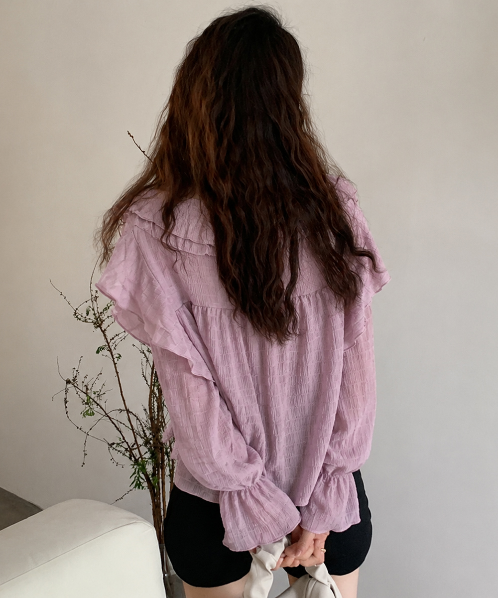 https://fulmo-img-server.com/pinkyfashion/e49e519c-6aa8-4032-8534-62ab3de36c69.jpg