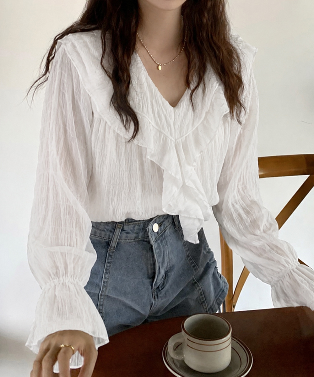 https://fulmo-img-server.com/pinkyfashion/f25a29a8-ab50-41de-9fbd-96d5642163a3.jpg