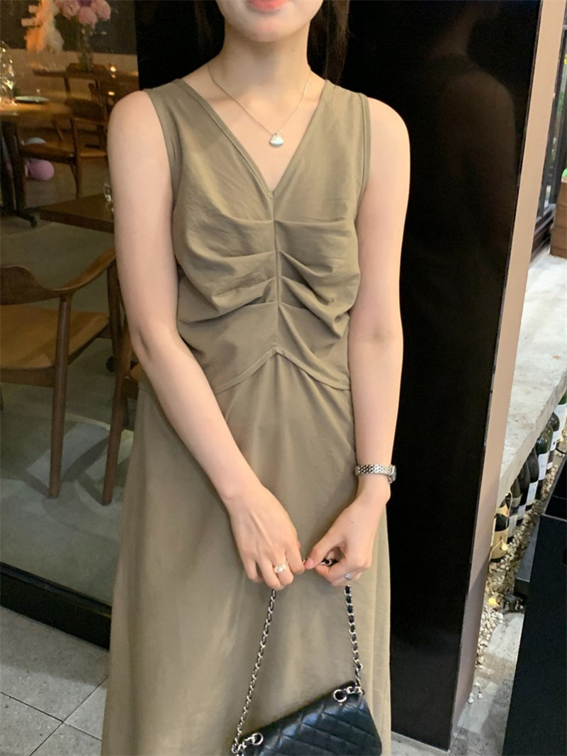 https://fulmo-img-server.com/pinkyfashion/f3706b74-0227-4d3c-b8f6-16f3f737829f.jpg