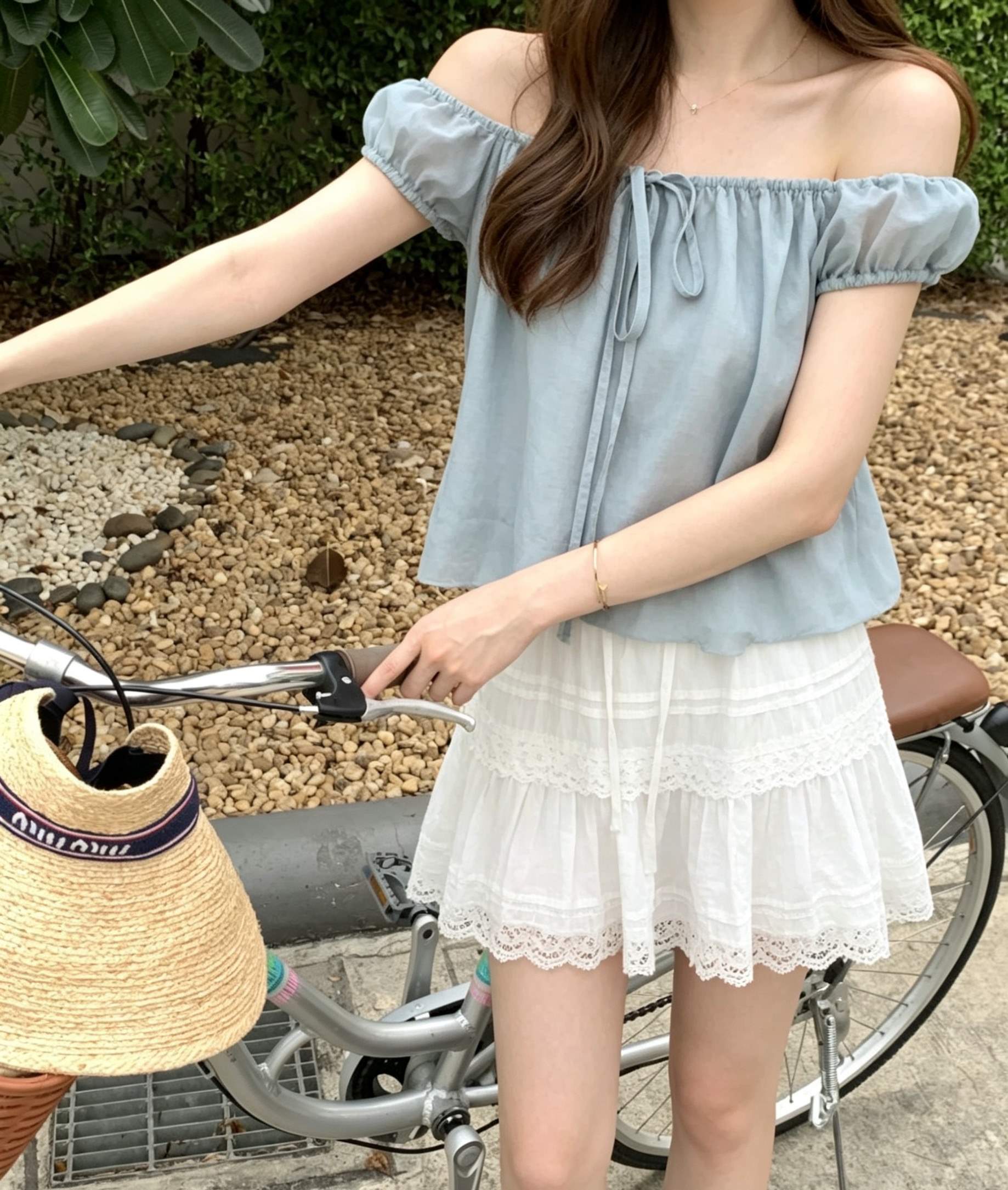 https://fulmo-img-server.com/pinkyfashion/f5216c20-914b-4d9b-8e96-1d3a3da74dc1.jpg