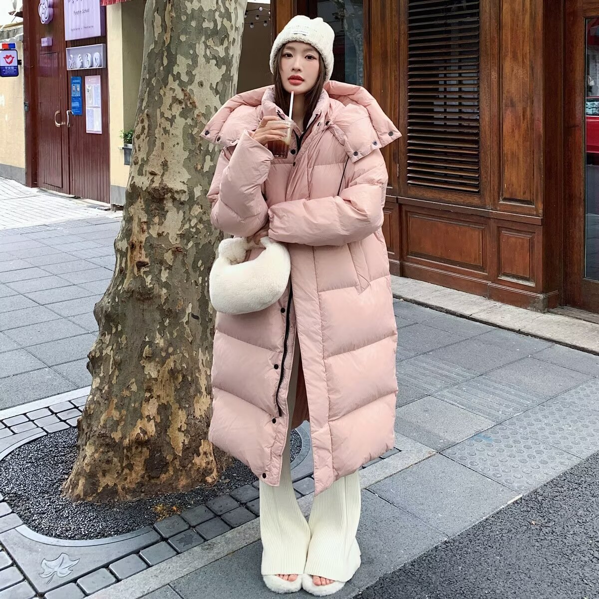 ピンクコーデ ボリューム襟ロング丈中綿入りダウンコート　アウター