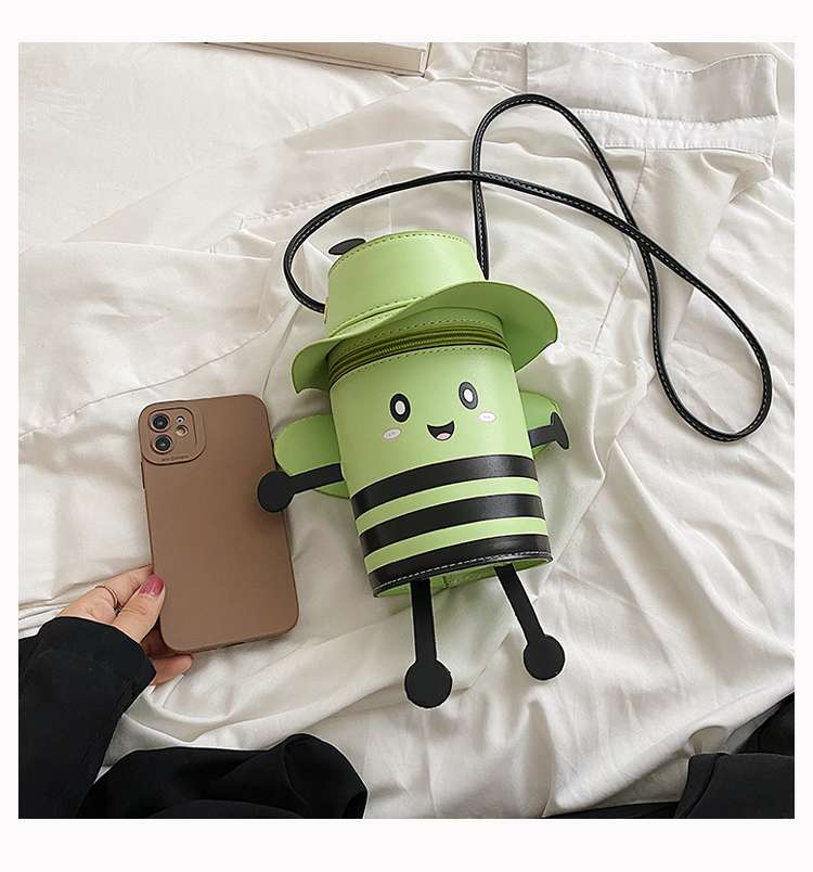 https://fulmo-img-server.com/pochettemellia/124027a447d848cf8b40d4eb47f4ec4b.jepg
