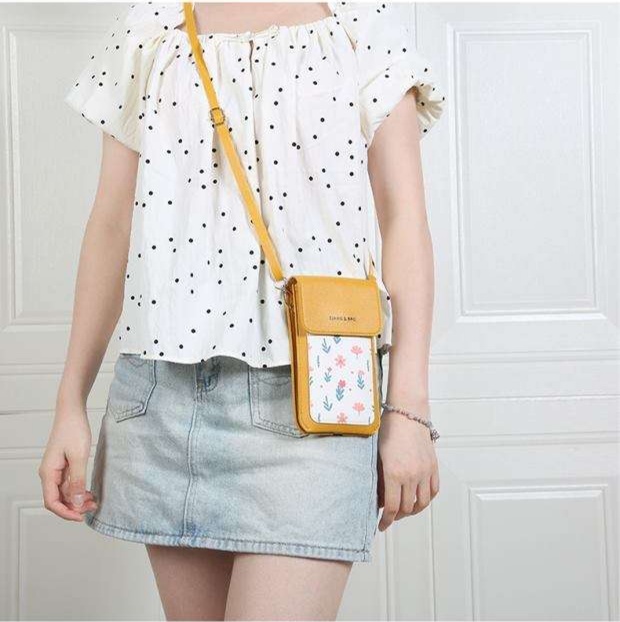 花柄デザイン スマホポシェット