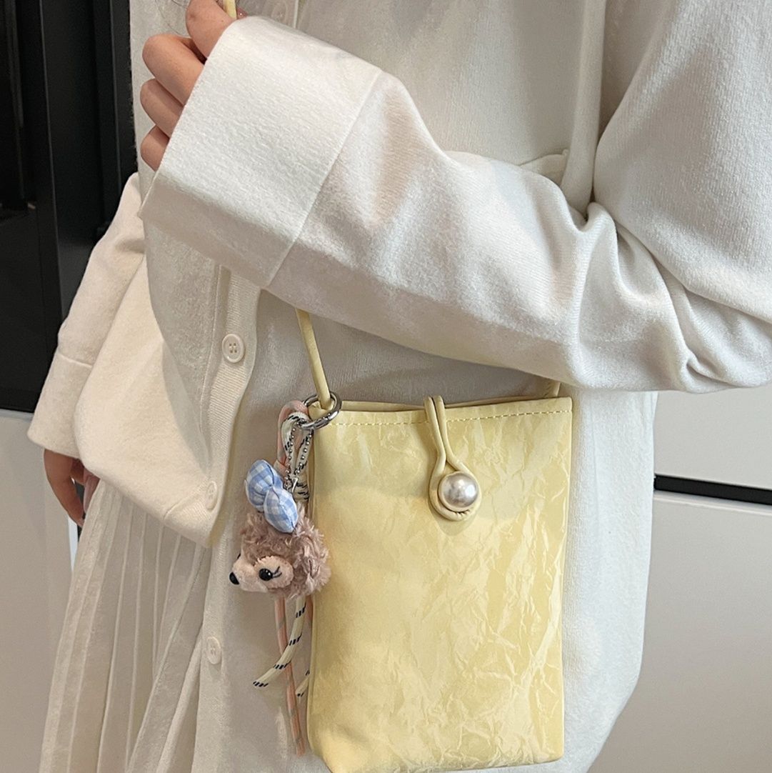 ポシェット ぬいぐるみチャーム付きミニポシェット