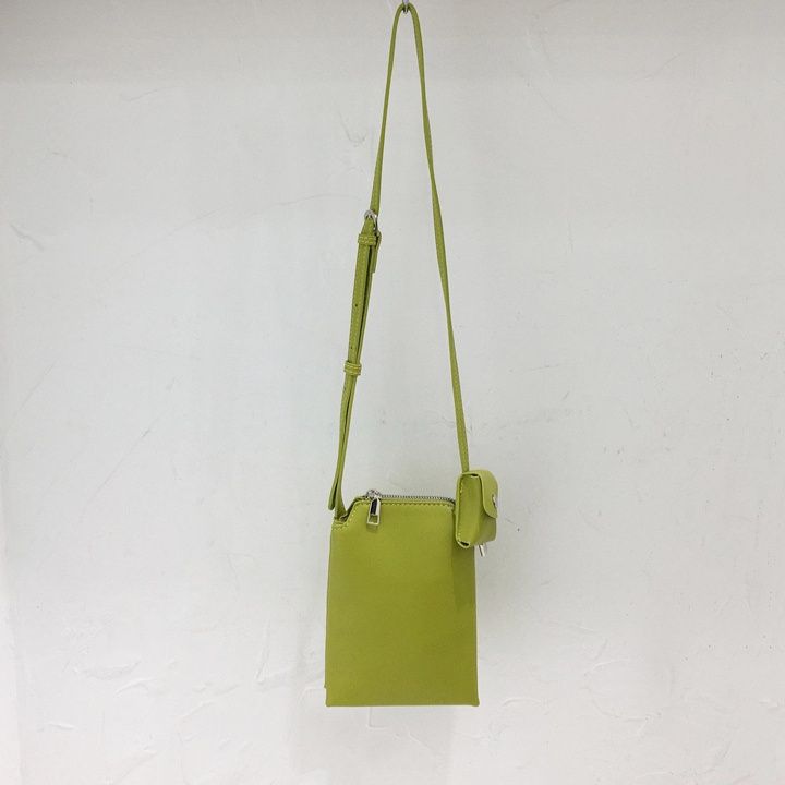 ポシェット シンプル縦型ショルダーポシェット