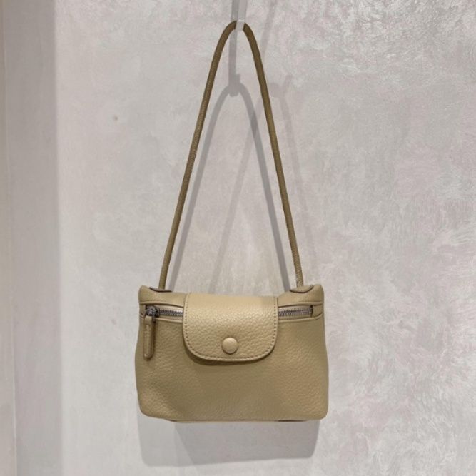 ポシェット 本革シュリンクレザー縦型ミニショルダーポシェット