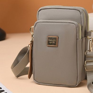 ポシェットレディース 軽量ナイロン縦型ポシェット多機能斜め掛けバッグ