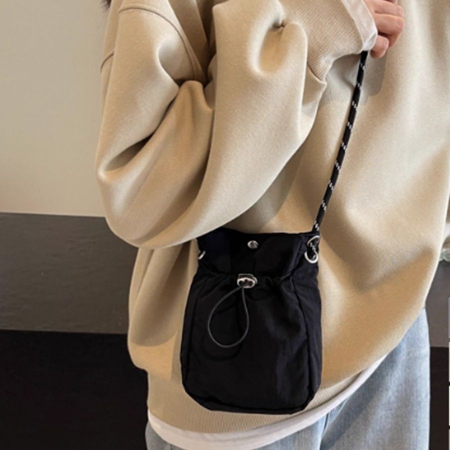 きれいめミニポシェット レディース 軽量斜め掛け