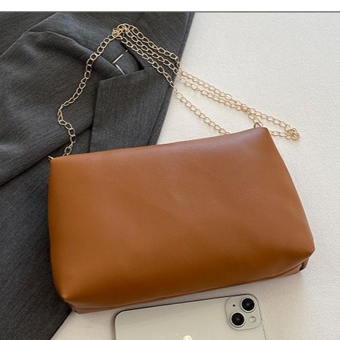 ポシェット 上質合成皮革のシンプル大容量大きめショルダーポシェット