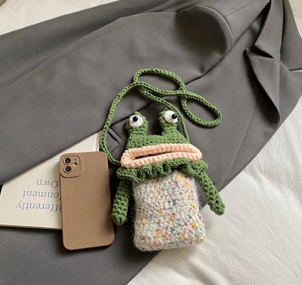 レディース かえる編みニットポシェット 斜めがけ小物入れ鞄