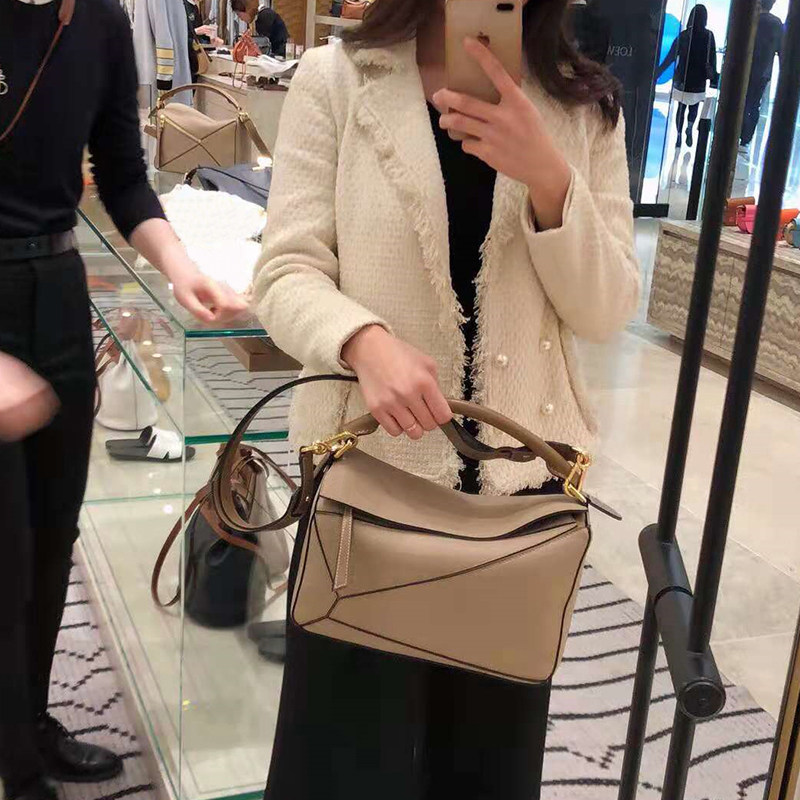 https://fulmo-img-server.com/pochettemellia/2a847db8-3e00-4ad4-9ee1-7463fe2e29be.jpg