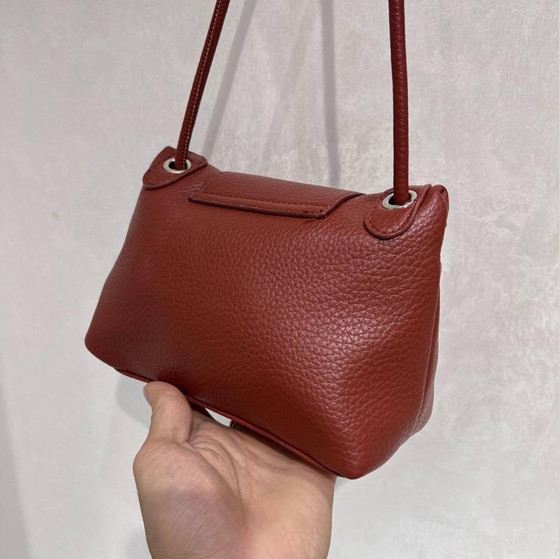 ポシェット 本革シュリンクレザー縦型ミニショルダーポシェット