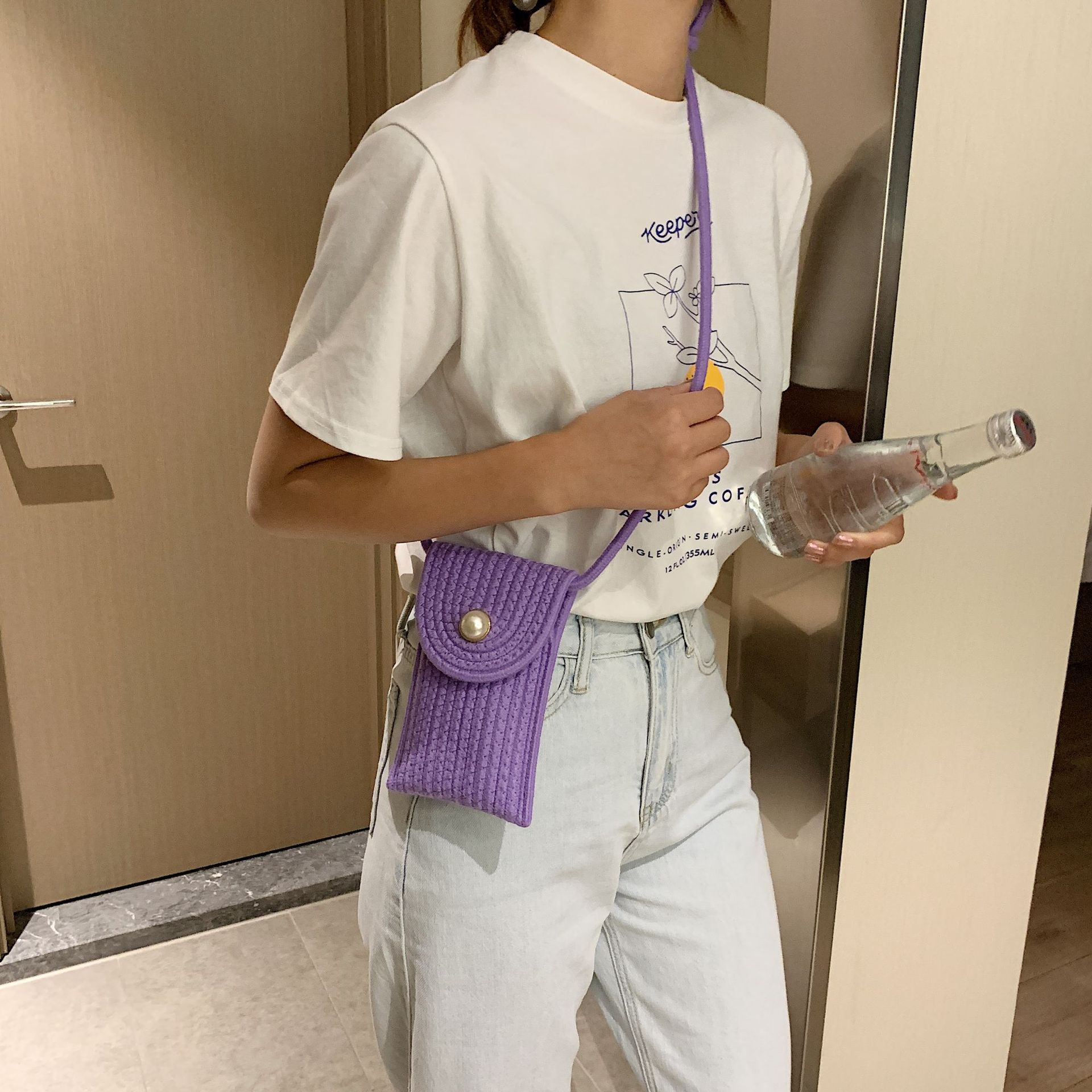 ポシェット きれいめ縦型携帯ポーチ 軽量斜めがけ肩掛け