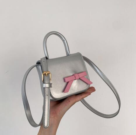 子ども用リボン付きミニポシェット斜め掛け鞄