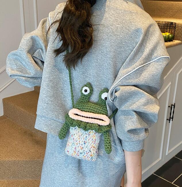 レディース かえる編みニットポシェット 斜めがけ小物入れ鞄