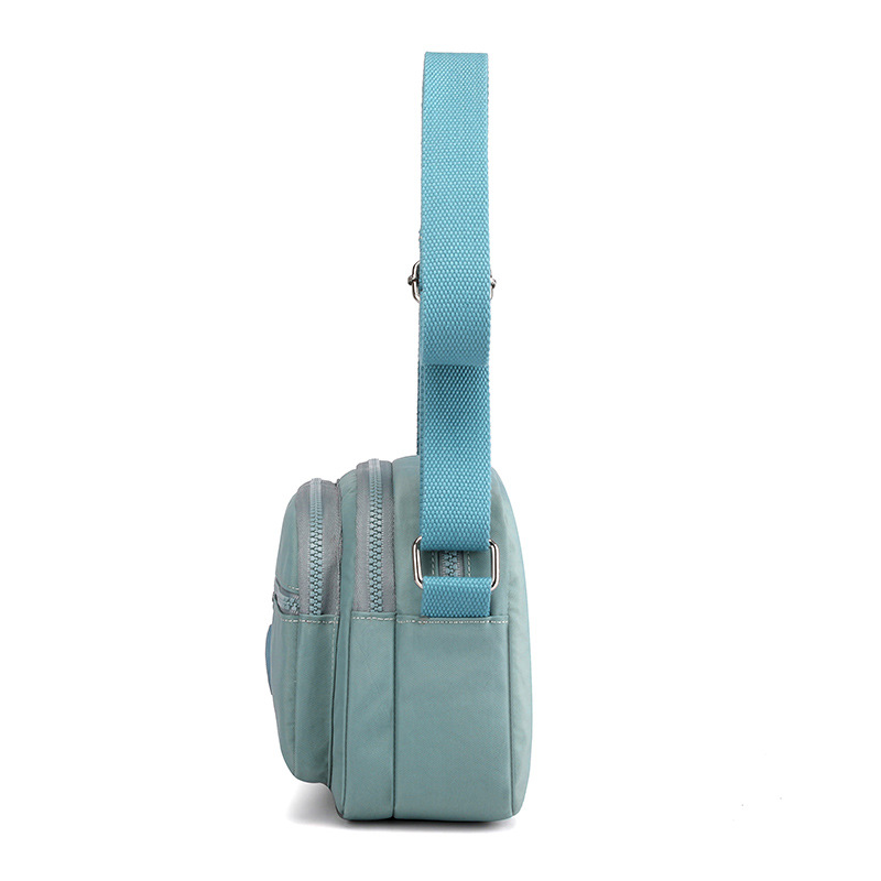 ポシェット コンパクト斜め掛けファスナー付きポシェット