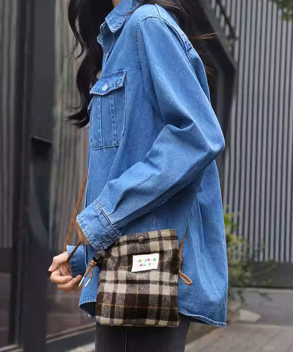 きれいめ羊毛調チェック柄小さめポシェット