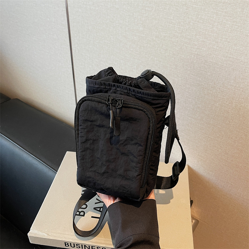 ポシェット レディースナイロン巾着型多機能ウエストポーチ