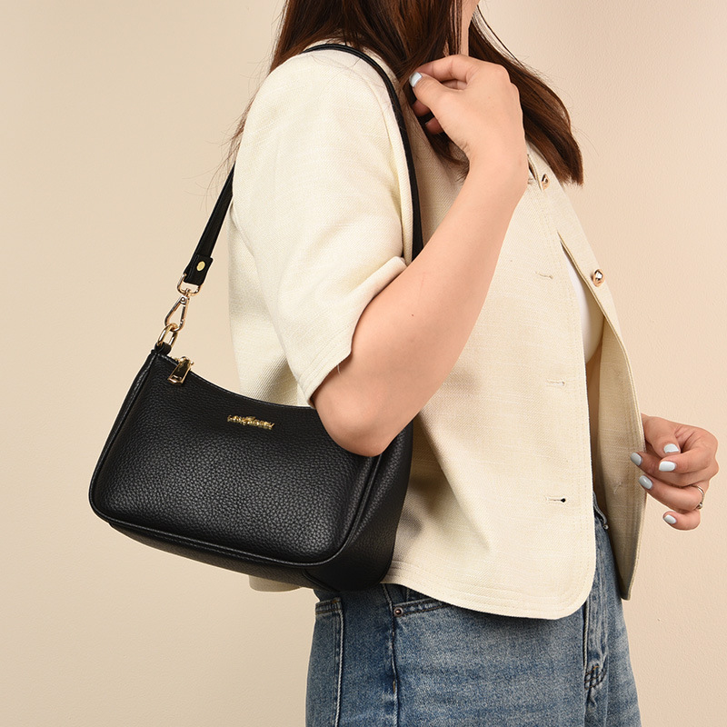 ポシェット レディースシンプル型押しレザー調ミニショルダー