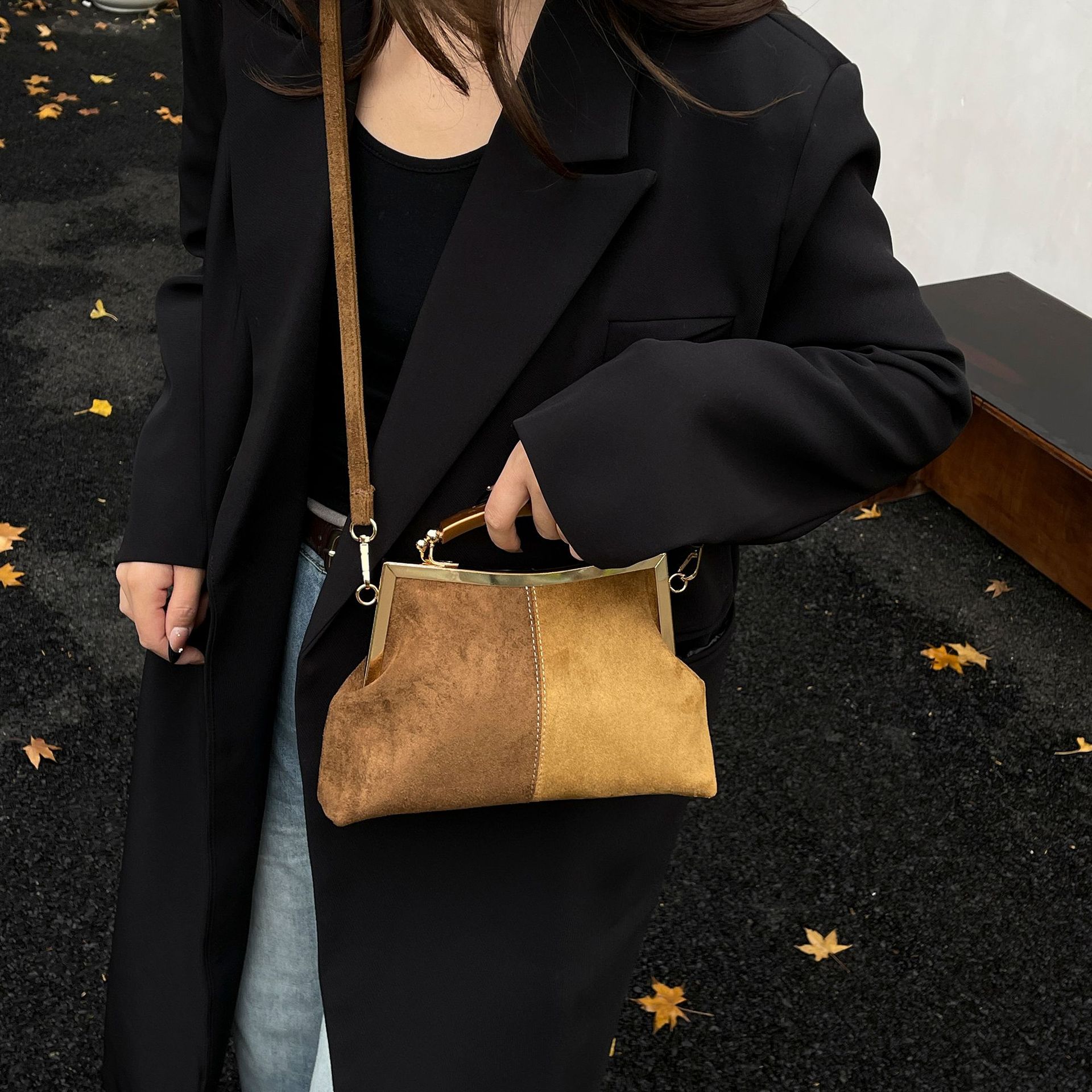 ポシェット がま口デザイン スエード調 二way ハンドバッグ