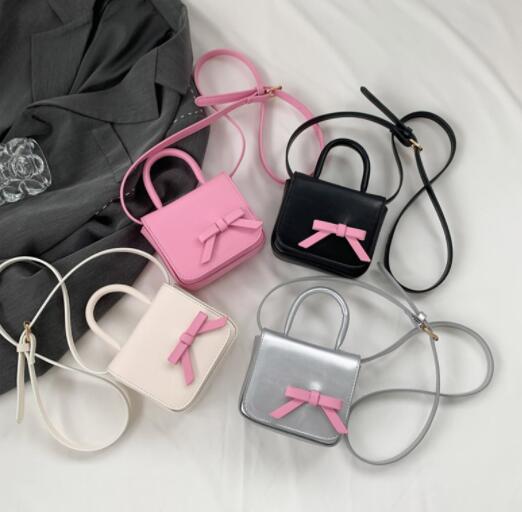 子ども用リボン付きミニポシェット斜め掛け鞄