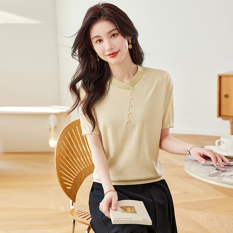 レディース ポロシャツ 上品な襟元装飾付きニット風ポロシャツ