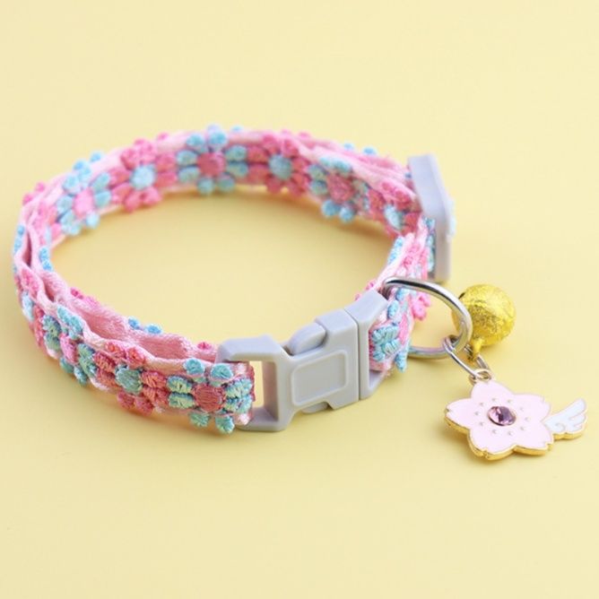 ペット用首輪 花柄刺繍チャーム付き可愛い首輪