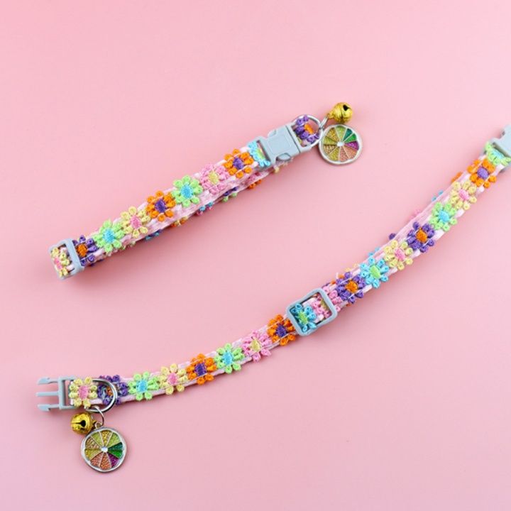 ペット用首輪 花柄刺繍チャーム付き可愛い首輪