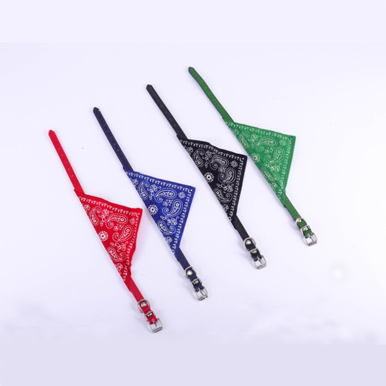 ペット用首輪 ペイズリー柄バンダナ付き犬用首輪