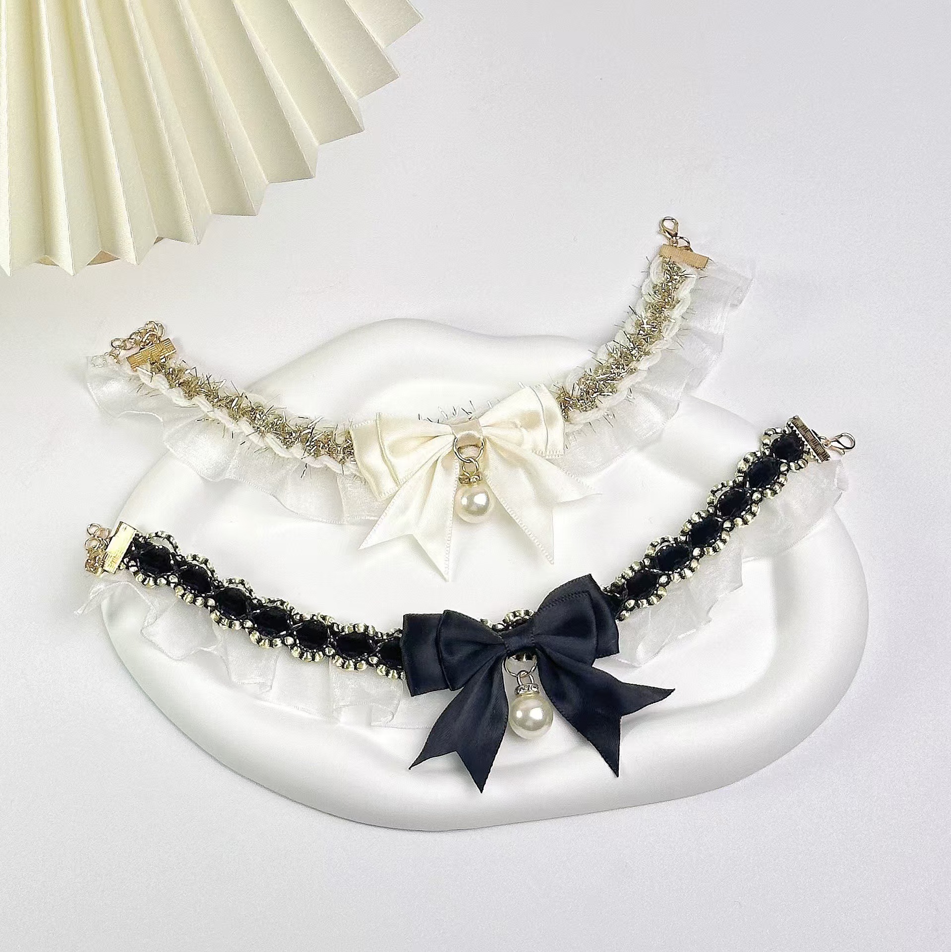 ペット用首輪 煌めき真珠の華やか立体リボン首輪