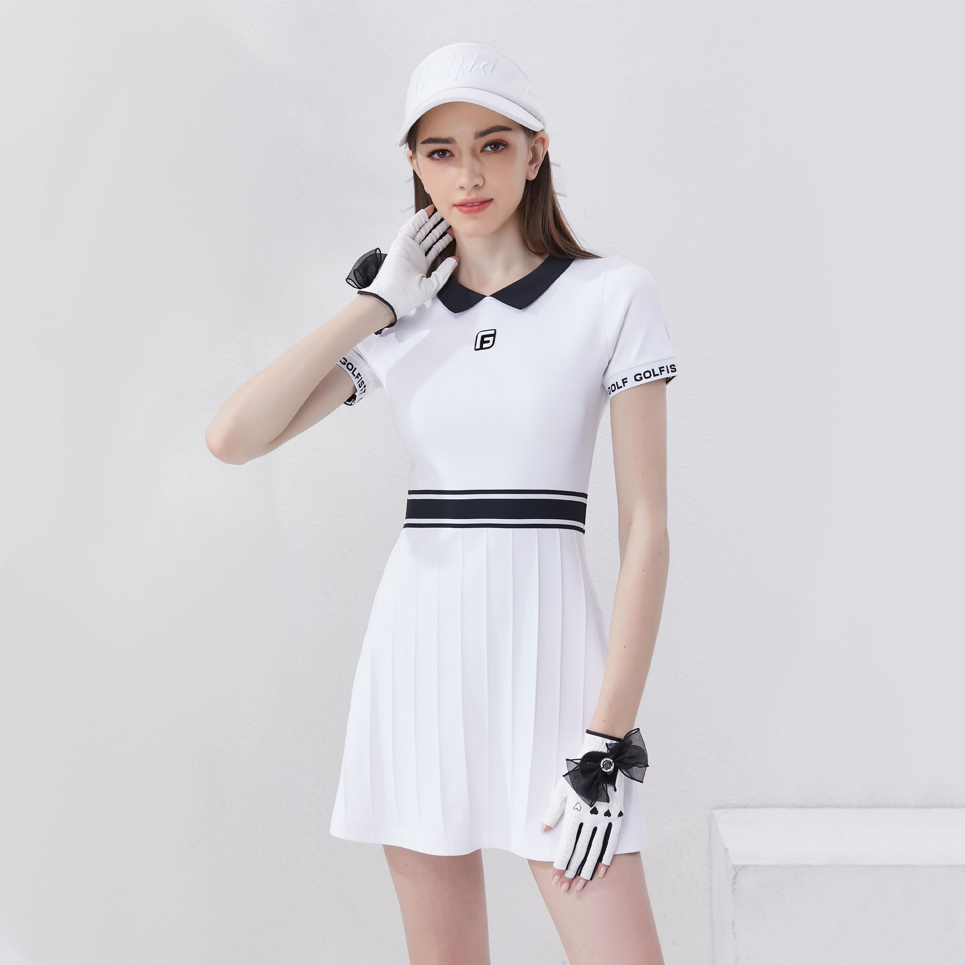 ゴルフ場での服装に迷う女性におすすめ！自信を持ってプレイできるワンピース10選