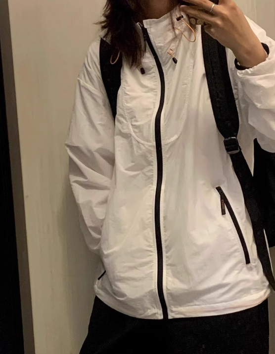 https://fulmo-img-server.com/precious-golf/46d945c6-bfe9-48e2-9488-57831c970f60.jpg