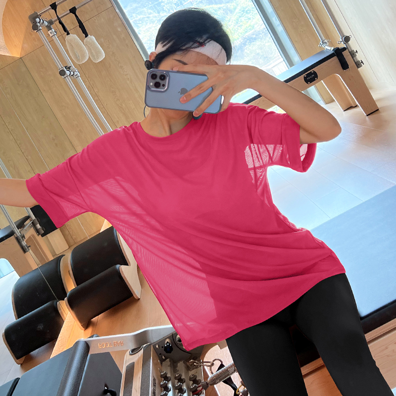 Tシャツ　レディーススポーツウェア なめらか素材ゆったりフィットトップス