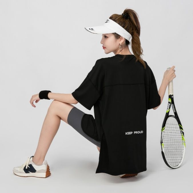 Tシャツ　レディーススポーツウェア シンプルロゴ ゆったりフィットTシャツ