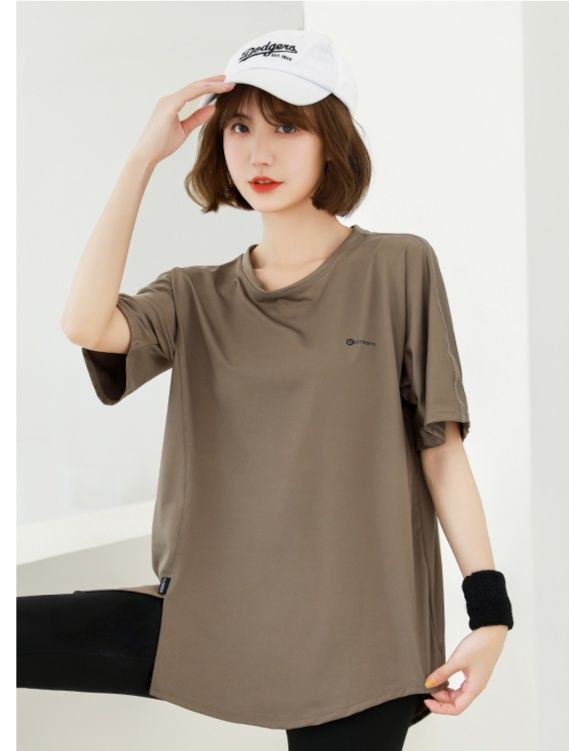 Tシャツ　レディーススポーツウェア リラックスシルエット ゆったりフィットＴシャツ