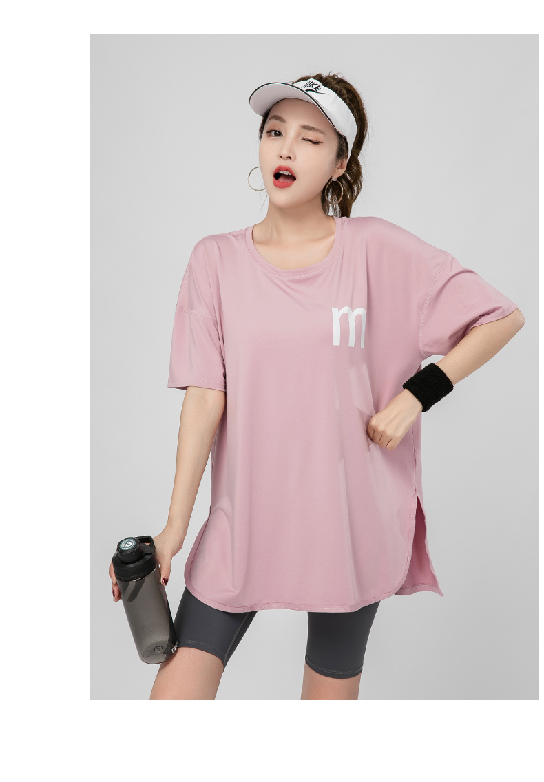 Tシャツ　レディーススポーツウェア シンプルロゴ ゆったりフィットTシャツ
