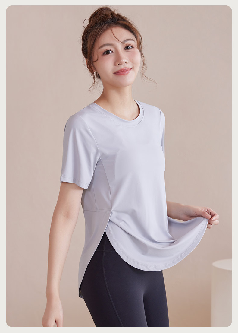 Tシャツ　レディーススポーツウェア なめらか素材ラウンドネックＴシャツ